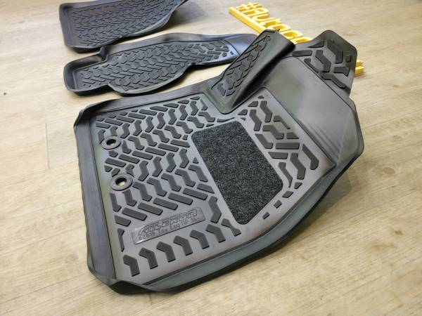 Коврики в салон Toyota Esquire (2014-н.в.) 3 ряд + багажник